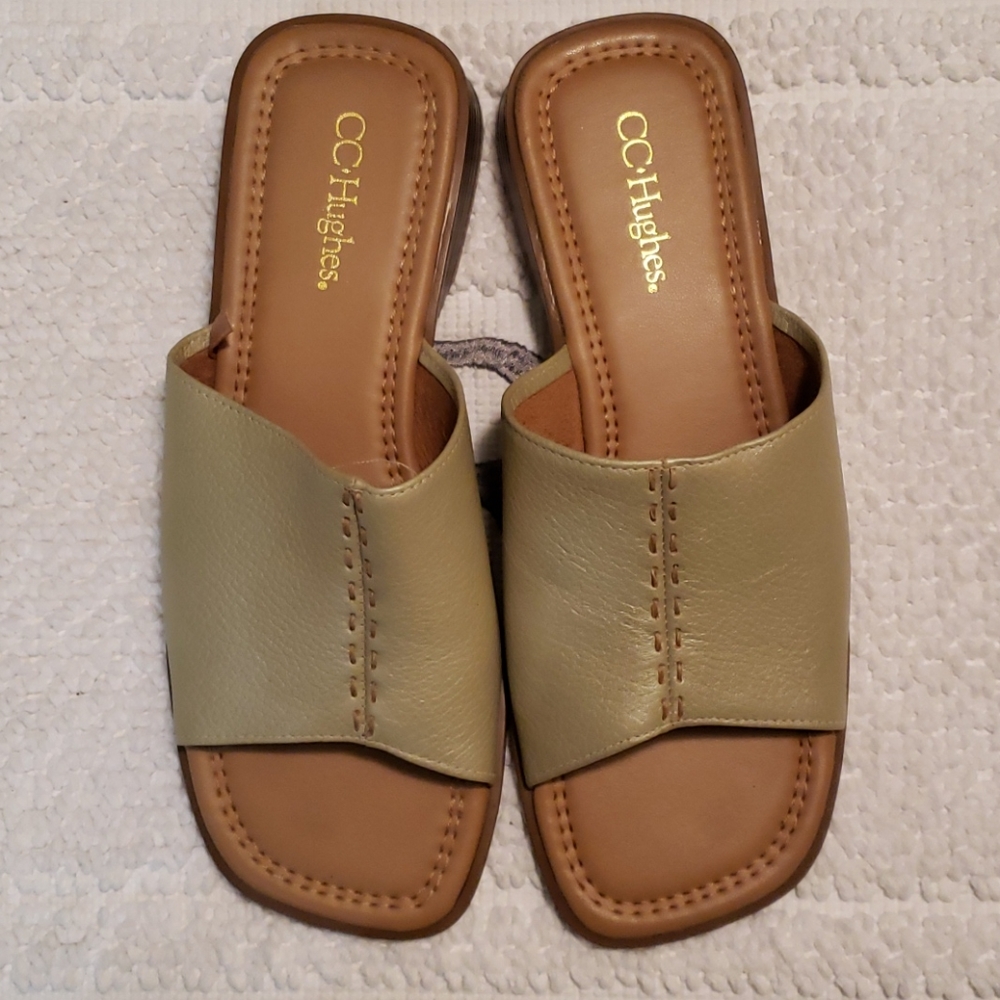 CC HUGHES SLIP ON SANDALS - Picture 2 of 8